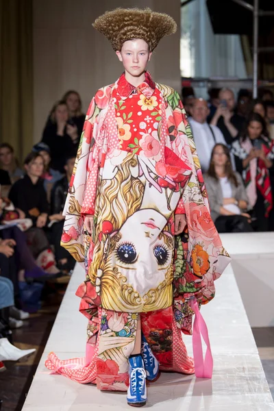 Look 4